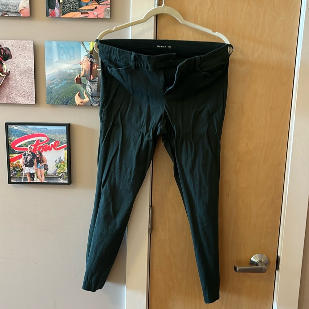 Dark green old navy pixie pant